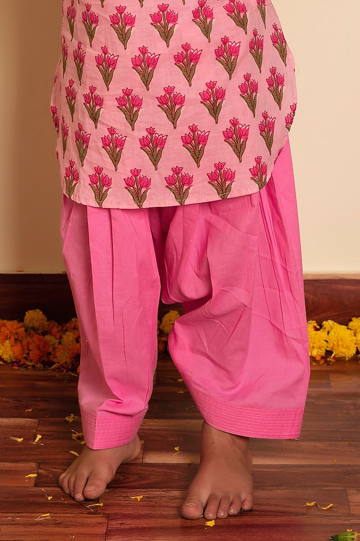 Pink Cotton Hand Block Printed Kurta Set For Boys by POMCHA at Pernia's Pop Up Shop