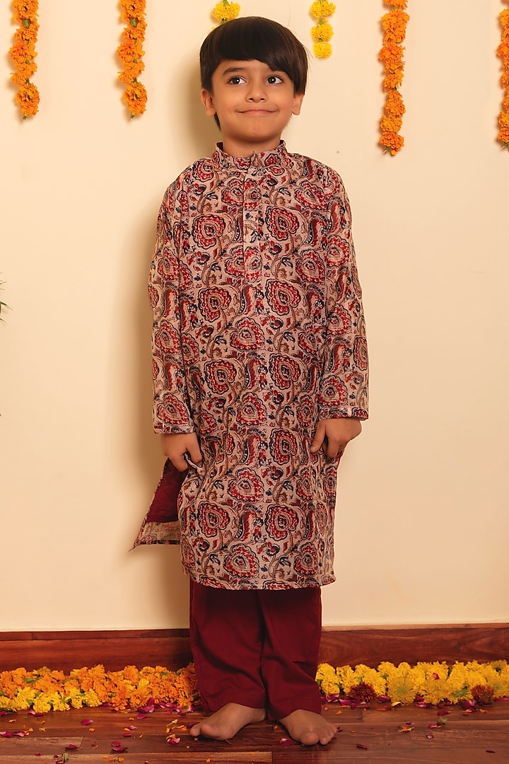 Brown Cotton Printed Kurta Set For Boys by POMCHA at Pernia's Pop Up Shop