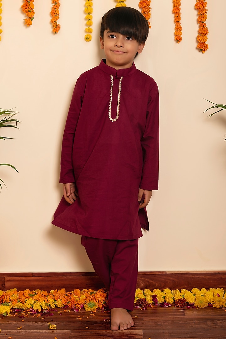 Burgundy Cotton Kurta Set For Boys by POMCHA at Pernia's Pop Up Shop