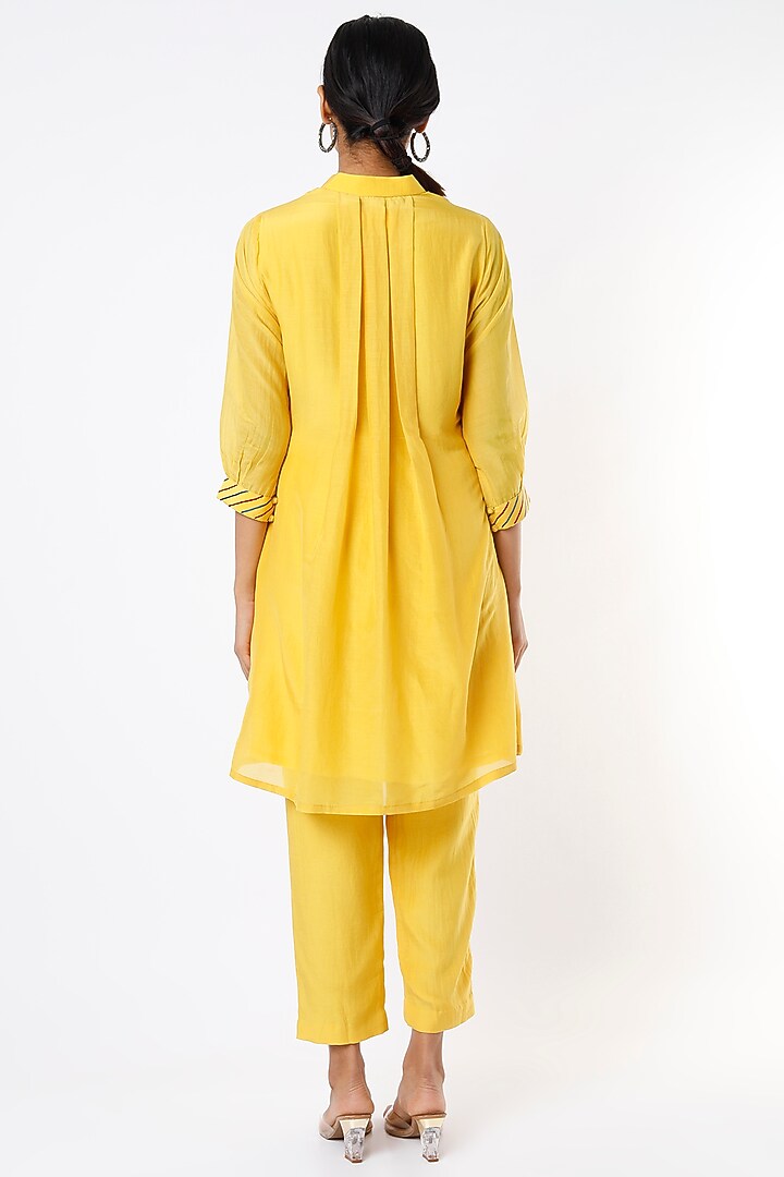 Yellow Hand Embroidered Tunic Set by Made in Pinkcity at Pernia's Pop Up Shop