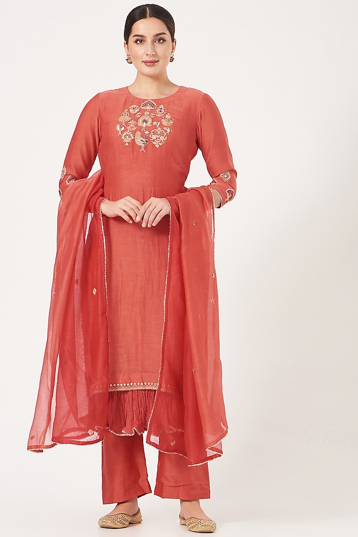 Red Embroidered Kurta Set by Made in Pinkcity