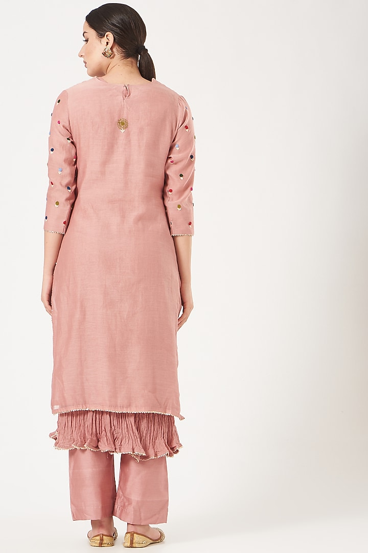 Rose Gold Embroidered Kurta Set by Made in Pinkcity at Pernia's Pop Up Shop