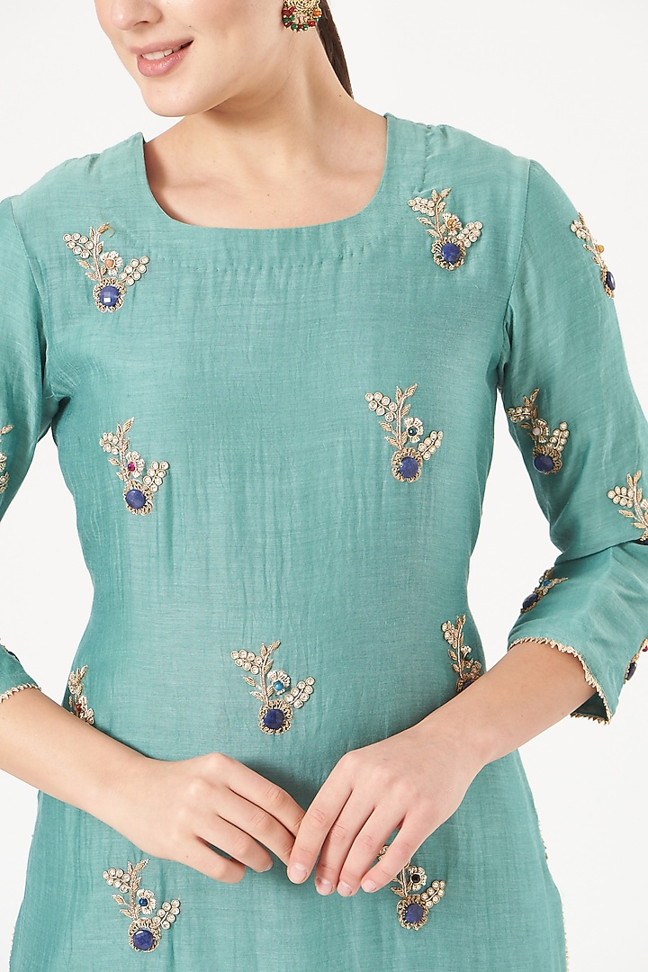 Sea Blue Hand Embroidered Kurta Set by Made in Pinkcity at Pernia's Pop Up Shop