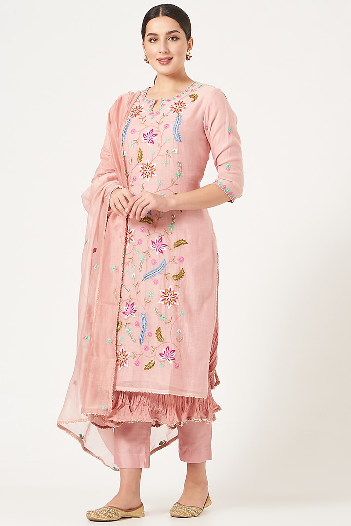 Blush Pink Embroidered Kurta Set by Made in Pinkcity at Pernia's Pop Up Shop