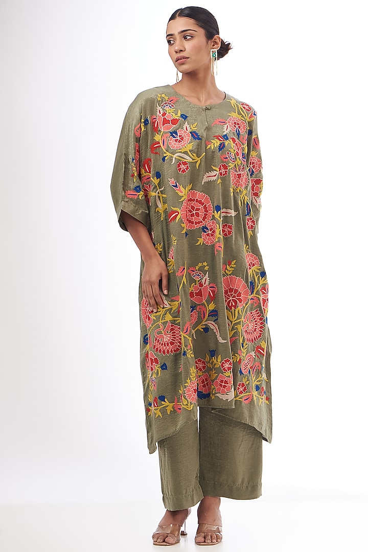 Green Satin Resham Thread Embroidered Kaftan Set by Made in Pinkcity at Pernia's Pop Up Shop