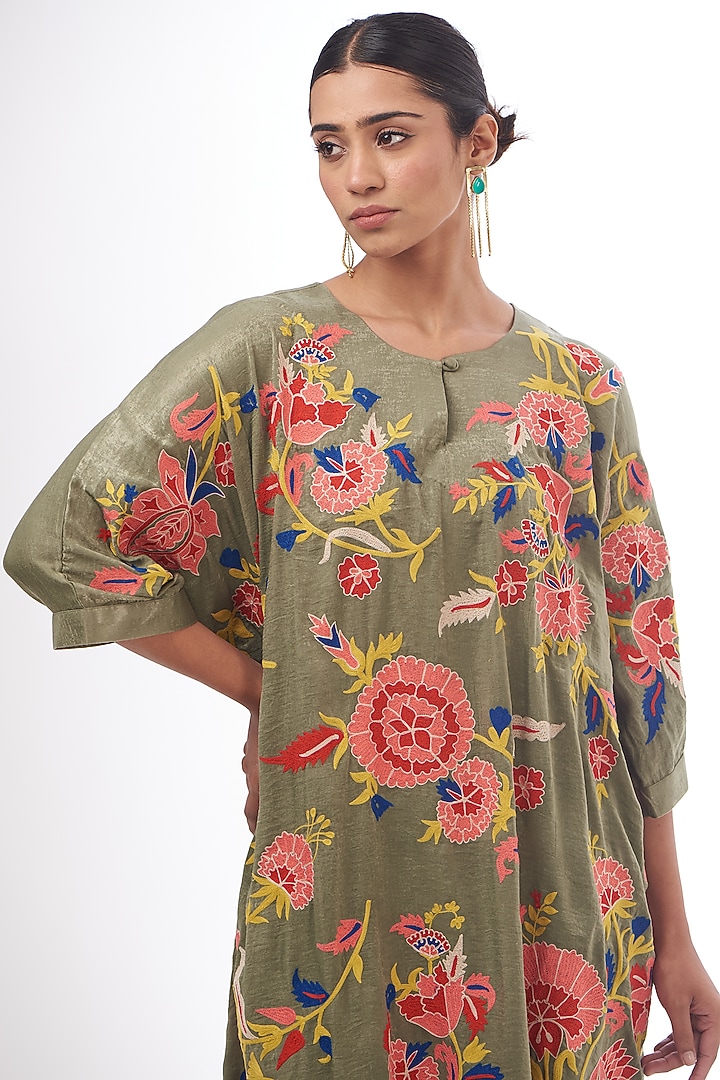 Green Satin Resham Thread Embroidered Kaftan Set by Made in Pinkcity at Pernia's Pop Up Shop