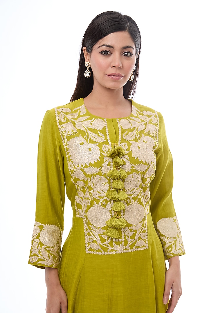 Green Chanderi Thread Work Party Wear Anarkali Set by Made in Pinkcity at Pernia's Pop Up Shop