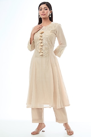 Off-White Chanderi Thread Work Anarkali Set by Made in Pinkcity