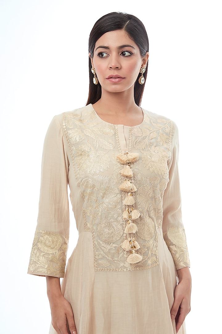 Off-White Chanderi Thread Work Party Wear Anarkali Set by Made in Pinkcity at Pernia's Pop Up Shop