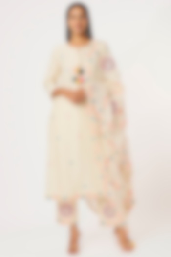 White Embroidered Kurta Set by Made in Pinkcity