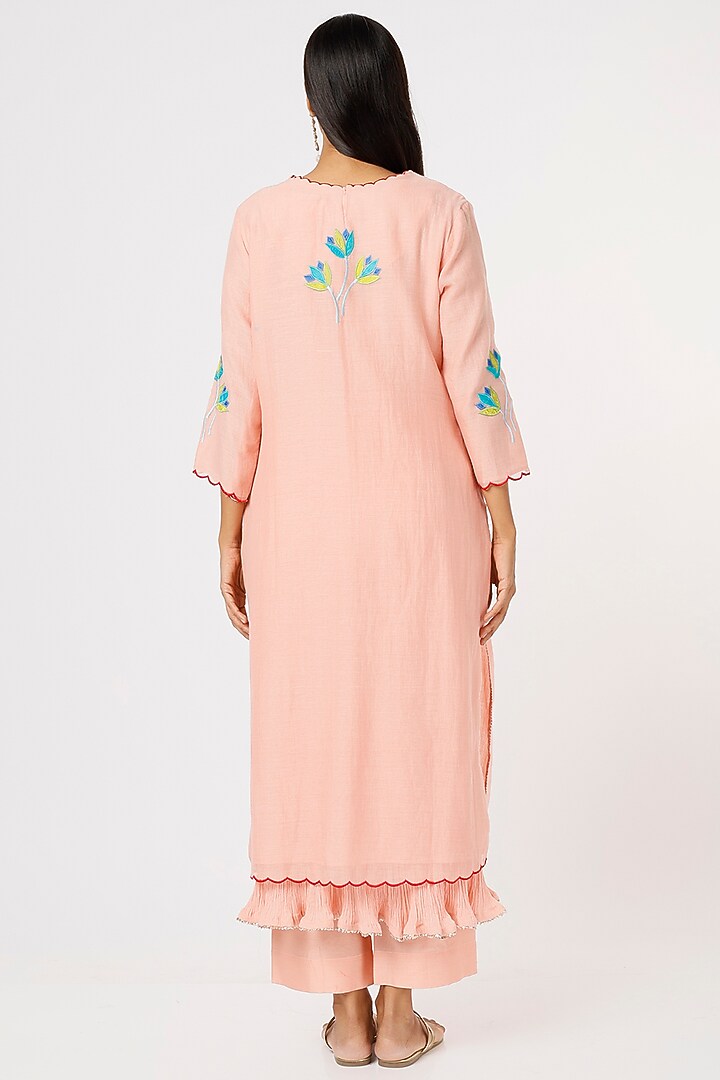 Peach Embroidered Kurta Set by Made in Pinkcity at Pernia's Pop Up Shop