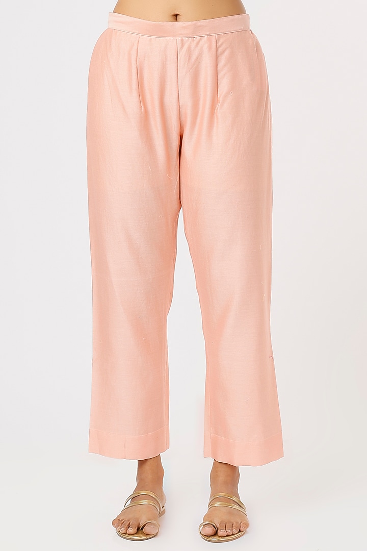 Peach Embroidered Kurta Set by Made in Pinkcity at Pernia's Pop Up Shop