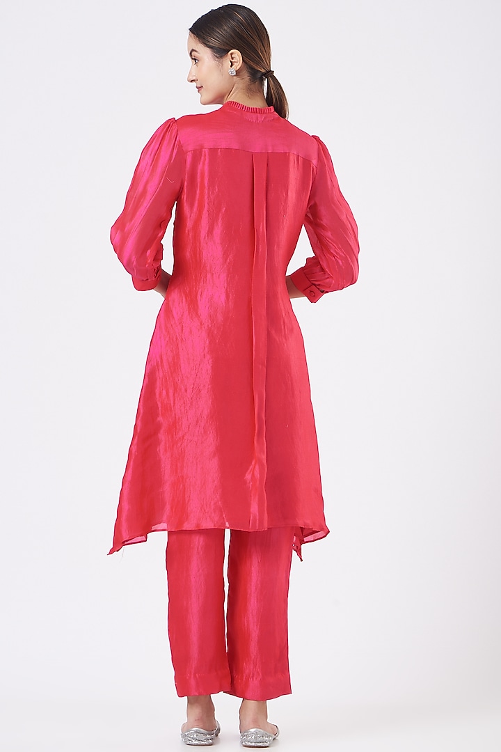 Red Hand Embroidered Kurta Set by Made in Pinkcity at Pernia's Pop Up Shop