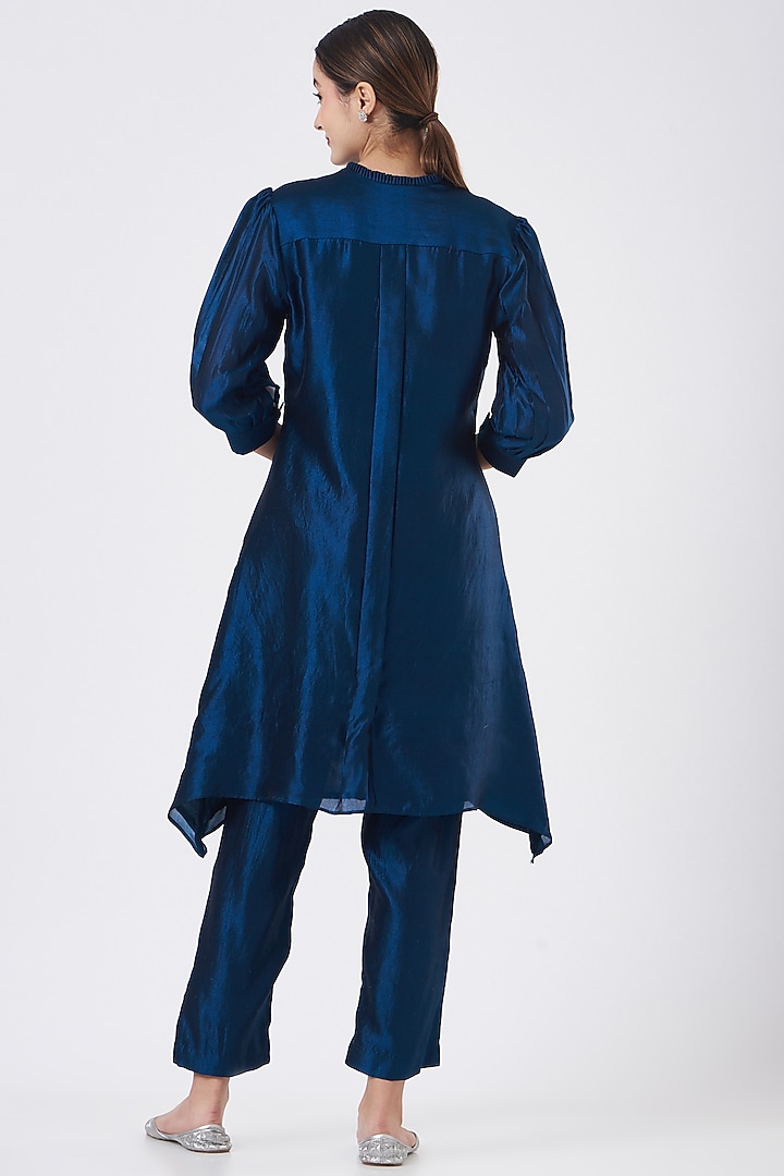 Midnight Blue Hand Embroidered Kurta Set by Made in Pinkcity at Pernia's Pop Up Shop