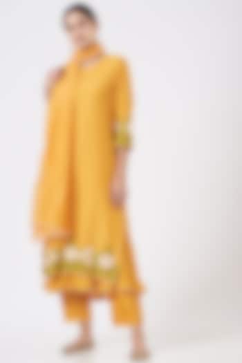 Yellow Applique Embroidered Kurta Set by Made in Pinkcity