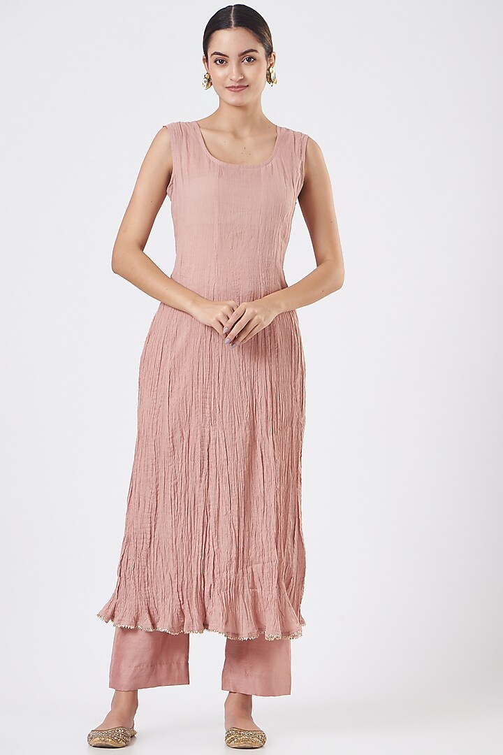 Rose Gold Hand Embroidered Kurta Set by Made in Pinkcity at Pernia's Pop Up Shop