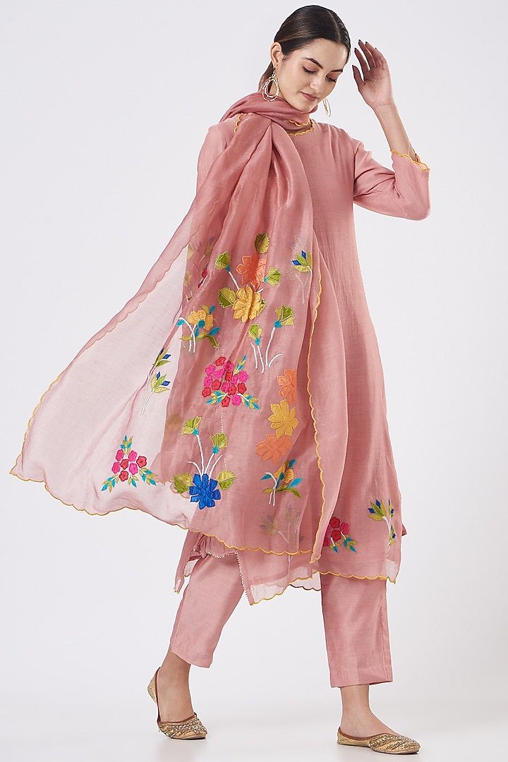 Rose Gold Chanderi Embroidered Kurta Set by Made in Pinkcity