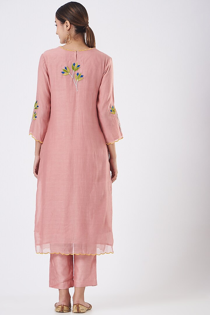 Rose Gold Chanderi Embroidered Kurta Set by Made in Pinkcity at Pernia's Pop Up Shop