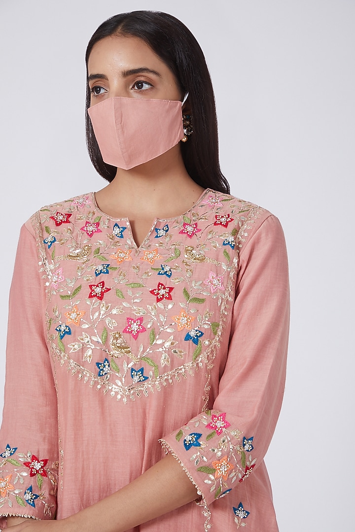 Rose Gold Hand Embroidered Kurta Set by Made in Pinkcity at Pernia's Pop Up Shop