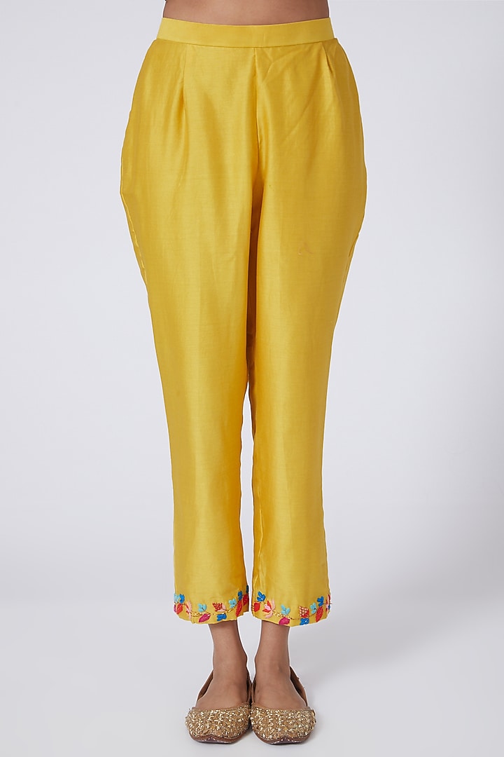 Mustard Hand Embroidered Kurta Set by Made in Pinkcity at Pernia's Pop Up Shop