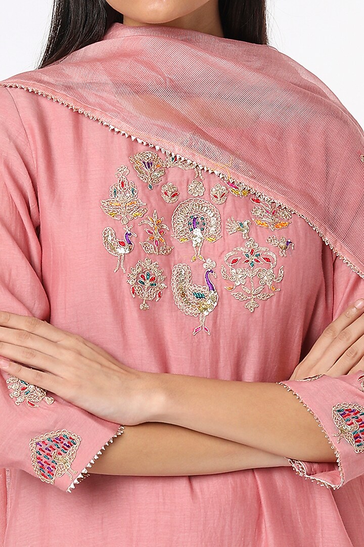Rose Gold Hand Embroidered Kurta Set by Made in Pinkcity at Pernia's Pop Up Shop