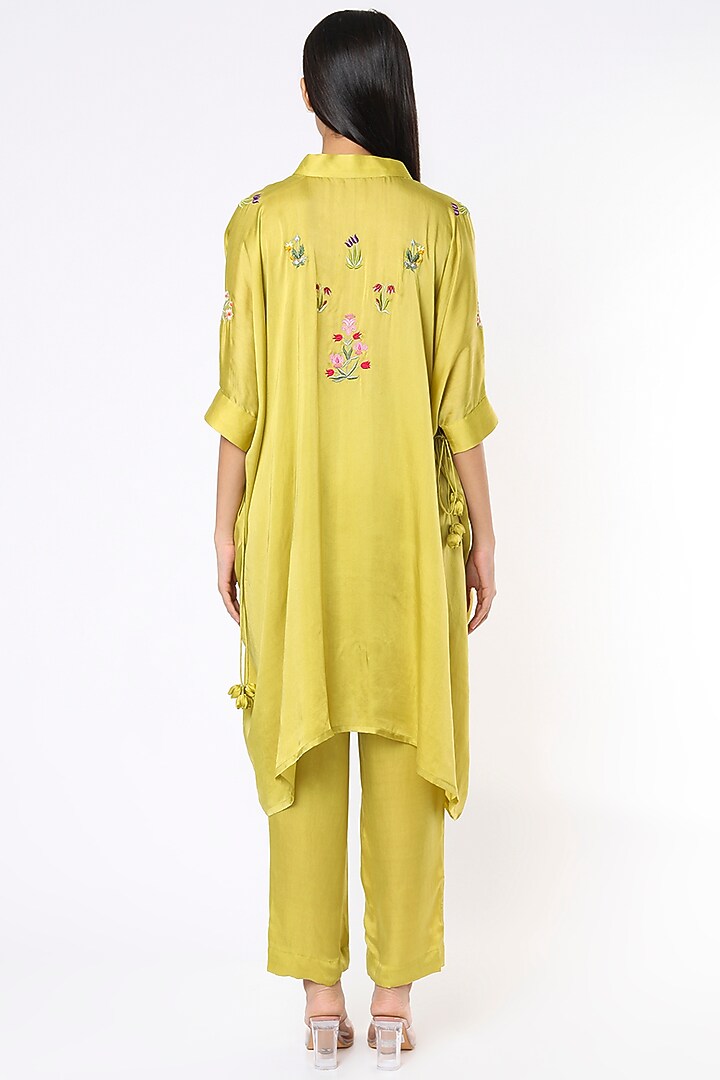 Green Satin Embroidered Kaftan Set by Made in Pinkcity at Pernia's Pop Up Shop