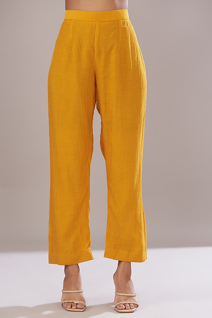 Mustard Chanderi Embroidered Kurta Set by Made in Pinkcity at Pernia's Pop Up Shop