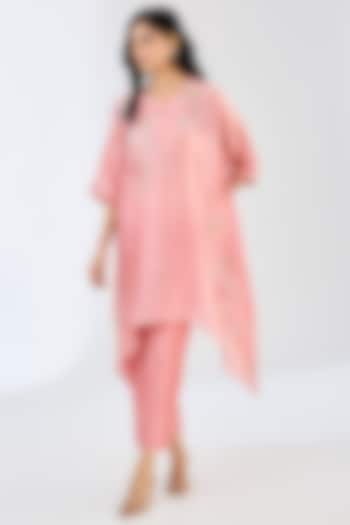 Rose Gold Kora Silk Cutdana Work Kaftan Set by Made in Pinkcity at Pernia's Pop Up Shop