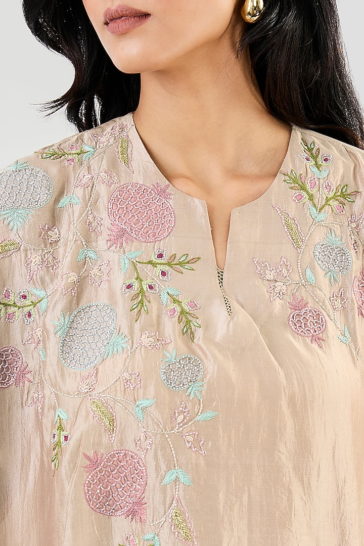 Silver Kora Silk Cutdana Work Kaftan Set by Made in Pinkcity at Pernia's Pop Up Shop