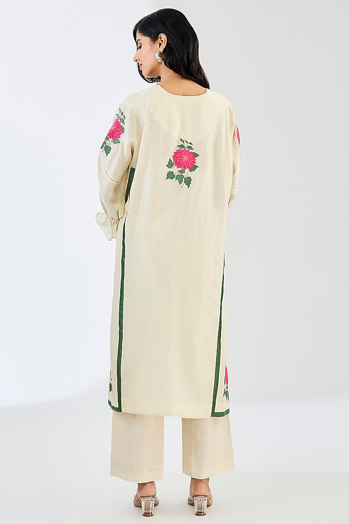 White Chanderi Resham Thread Work Kurta Set by Made in Pinkcity at Pernia's Pop Up Shop