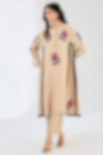 Champagne Chanderi Patch Work Kurta Set by Made in Pinkcity at Pernia's Pop Up Shop