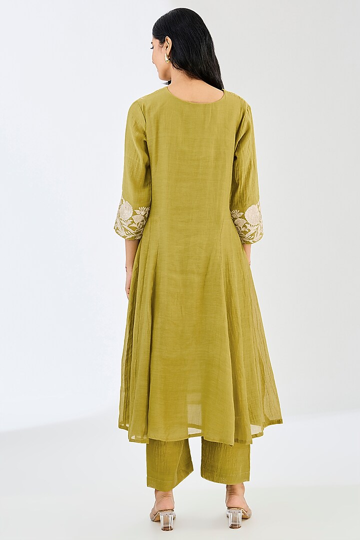 Green Chanderi Thread Work Party Wear Anarkali Set by Made in Pinkcity at Pernia's Pop Up Shop