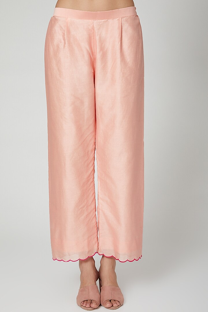 Pink Embroidered Scalloped Kurta Set by Made in Pinkcity at Pernia's Pop Up Shop
