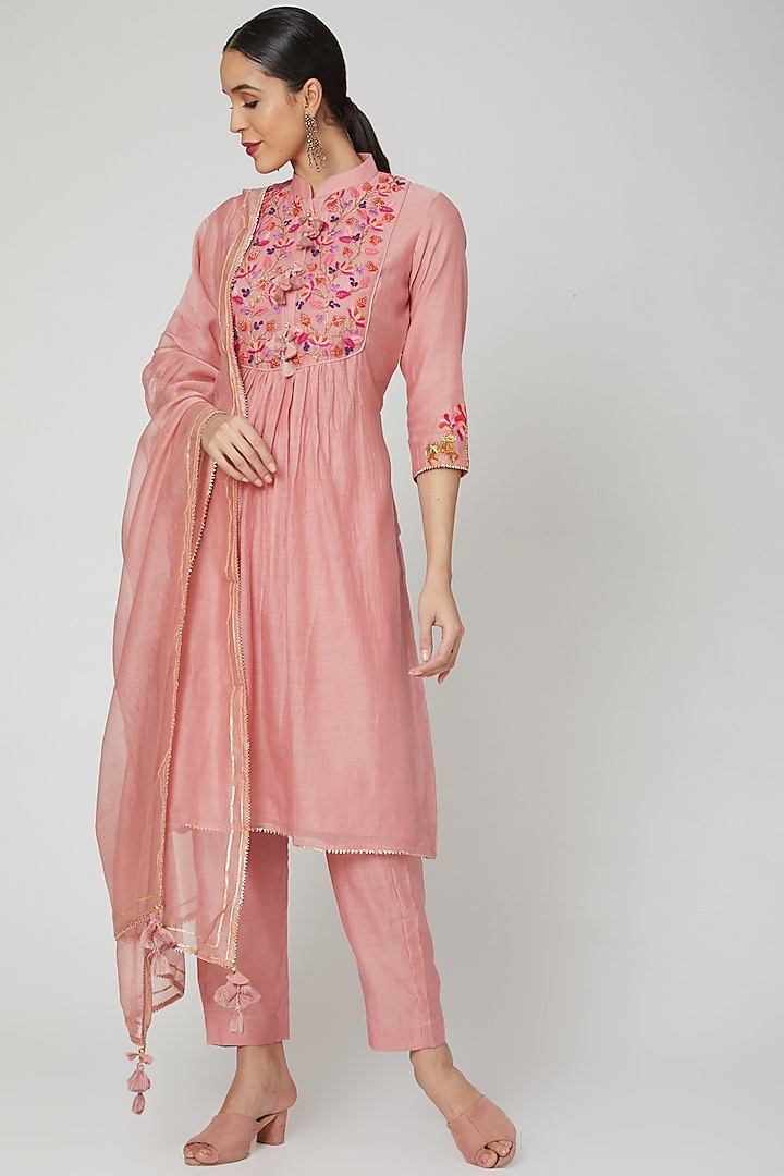Rose Gold Embroidered Kurta Set by Made in Pinkcity 
