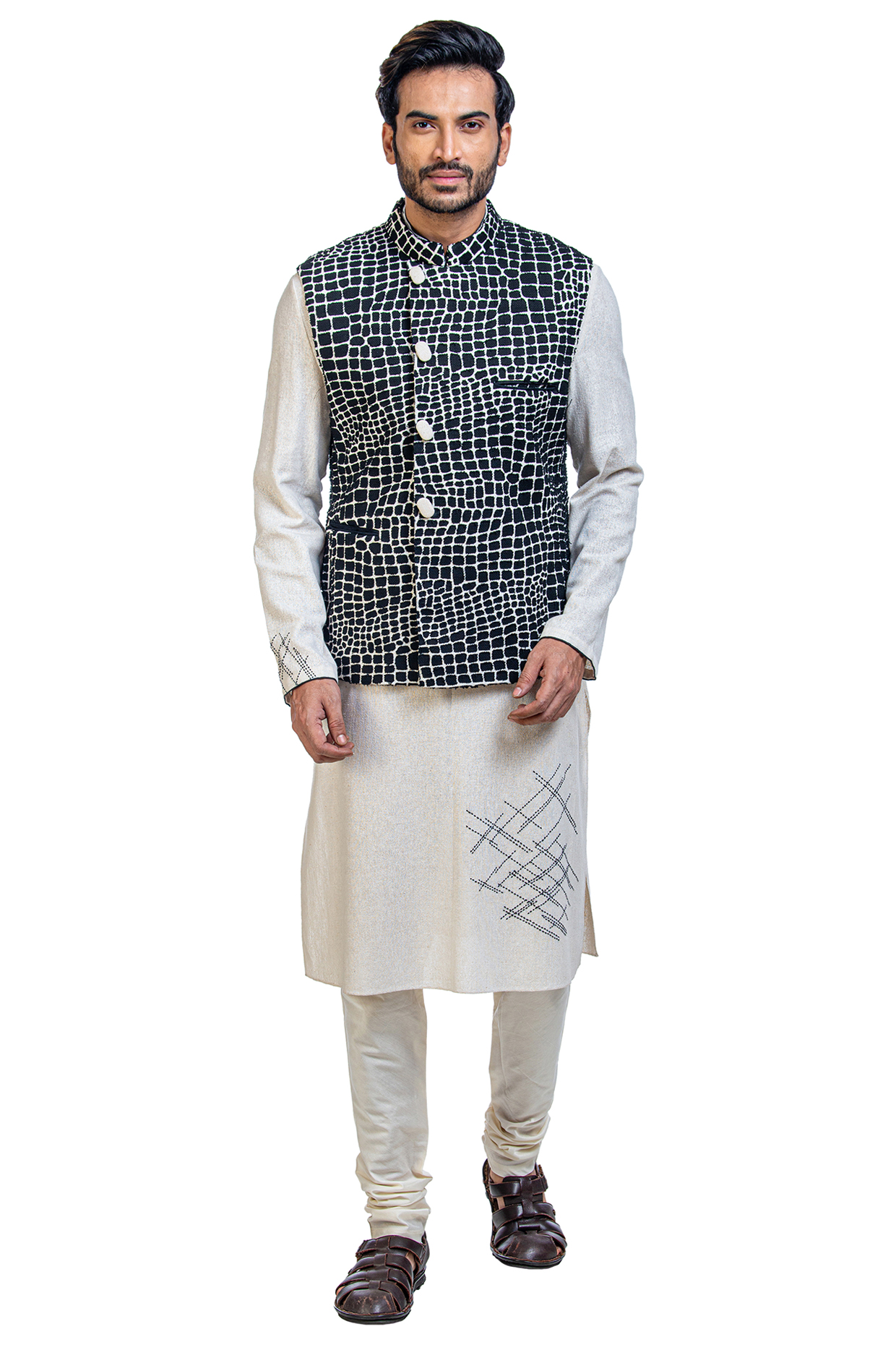 Off White Hand Painted & Katha Embroidered Kurta Set  by Poonam Kasera at Pernia's Pop Up Shop