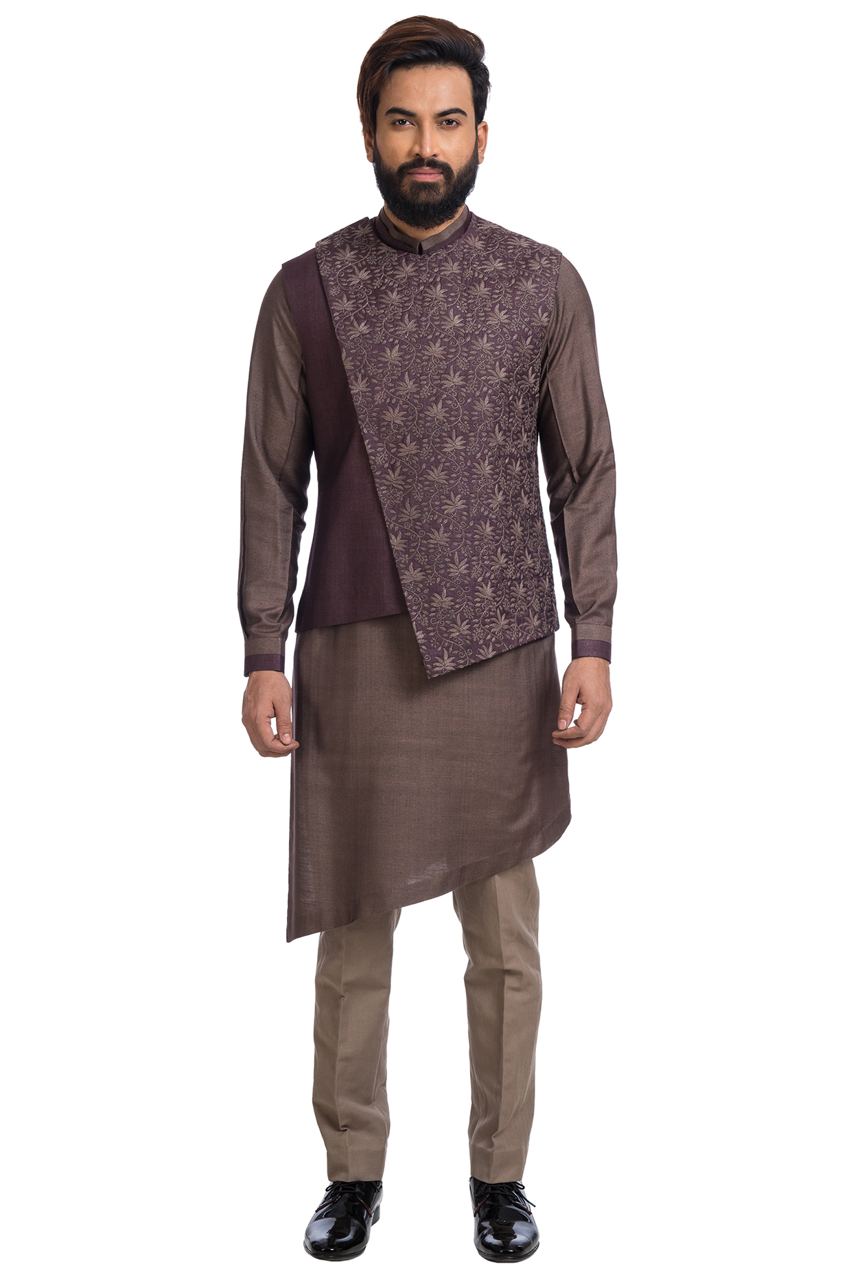 Charcoal Kurta Set With Wine Nehru Jacket by Poonam Kasera at Pernia's Pop Up Shop