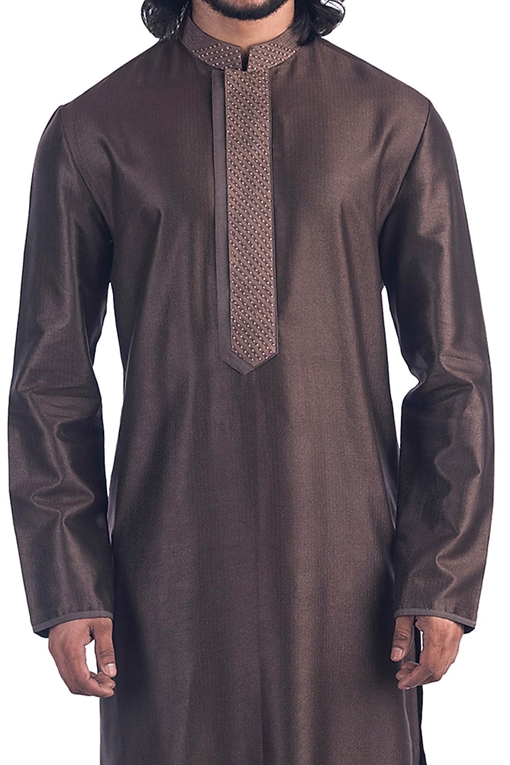 Brown Embroidered Kurta Set by Poonam Kasera at Pernia's Pop Up Shop