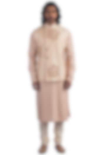 Peach Hand Embroidered Bundi Jacket With Kurta Set by Poonam Kasera at Pernia's Pop Up Shop