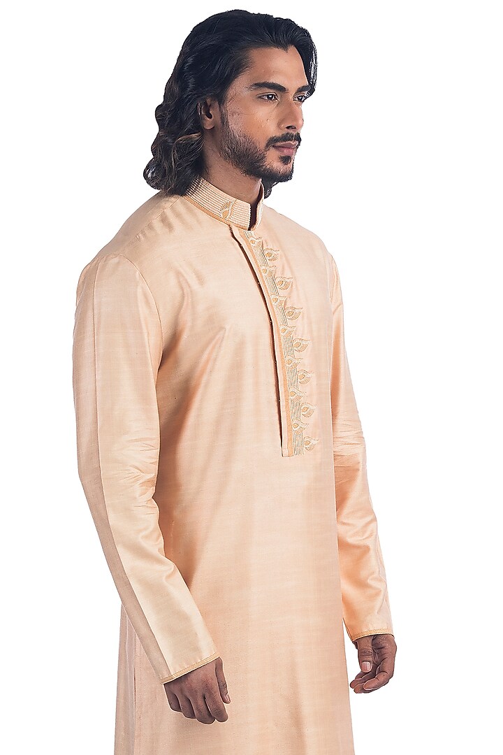 Peach Hand Embroidered Kurta Set by Poonam Kasera at Pernia's Pop Up Shop