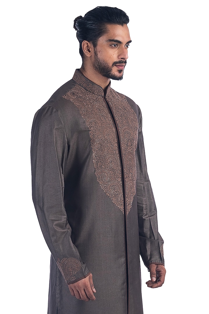 Charcoal Machine Embroidered Kurta Set by Poonam Kasera at Pernia's Pop Up Shop
