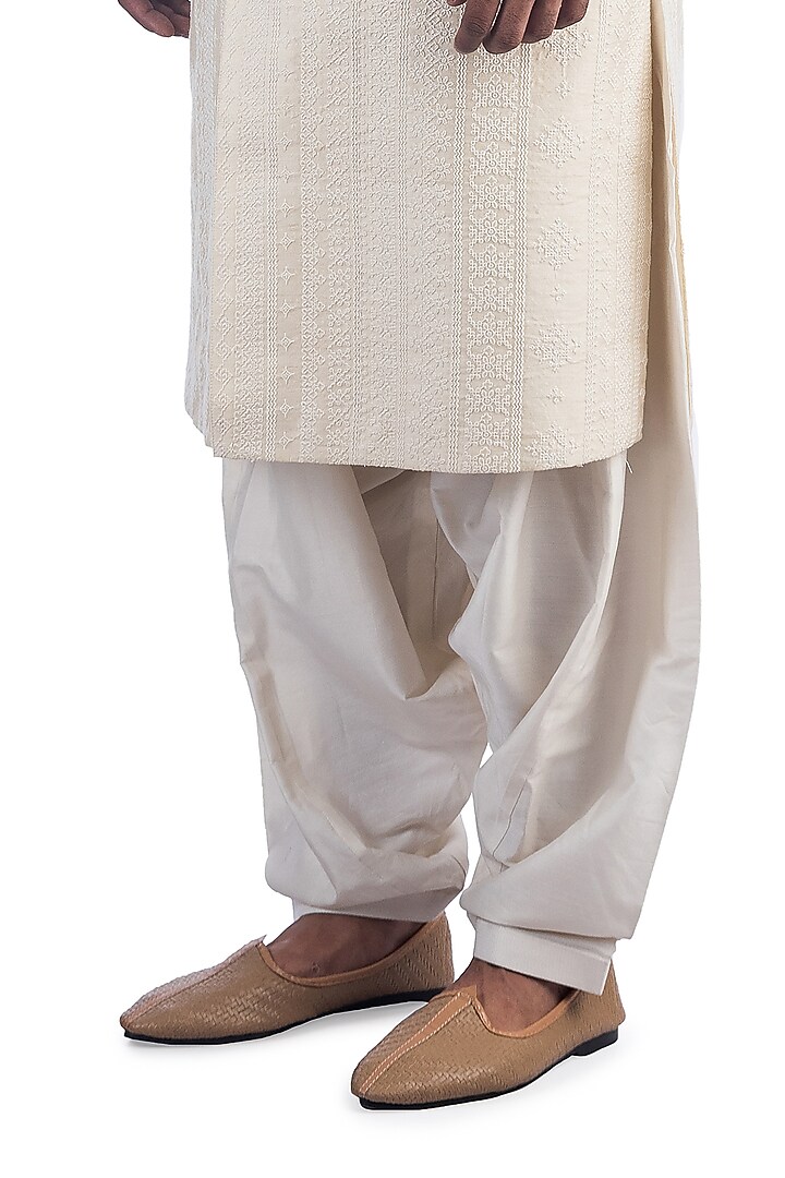 Off-White Moonga Silk Achkan Jacket Set by Poonam Kasera at Pernia's Pop Up Shop