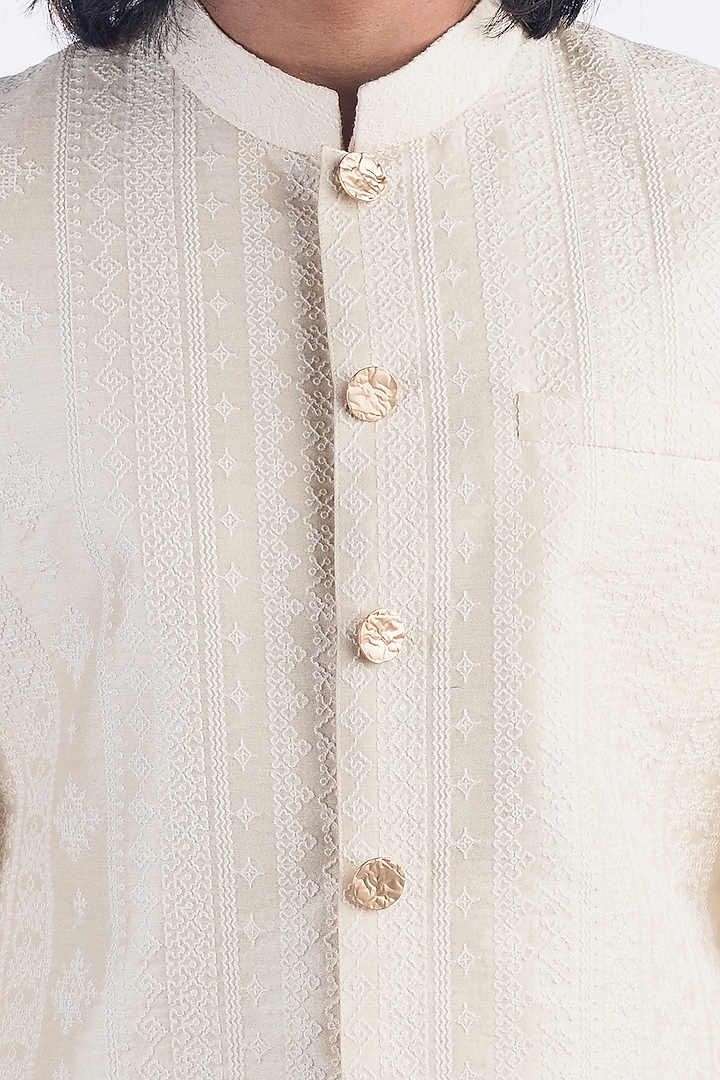 Off-White Moonga Silk Achkan Jacket Set by Poonam Kasera at Pernia's Pop Up Shop