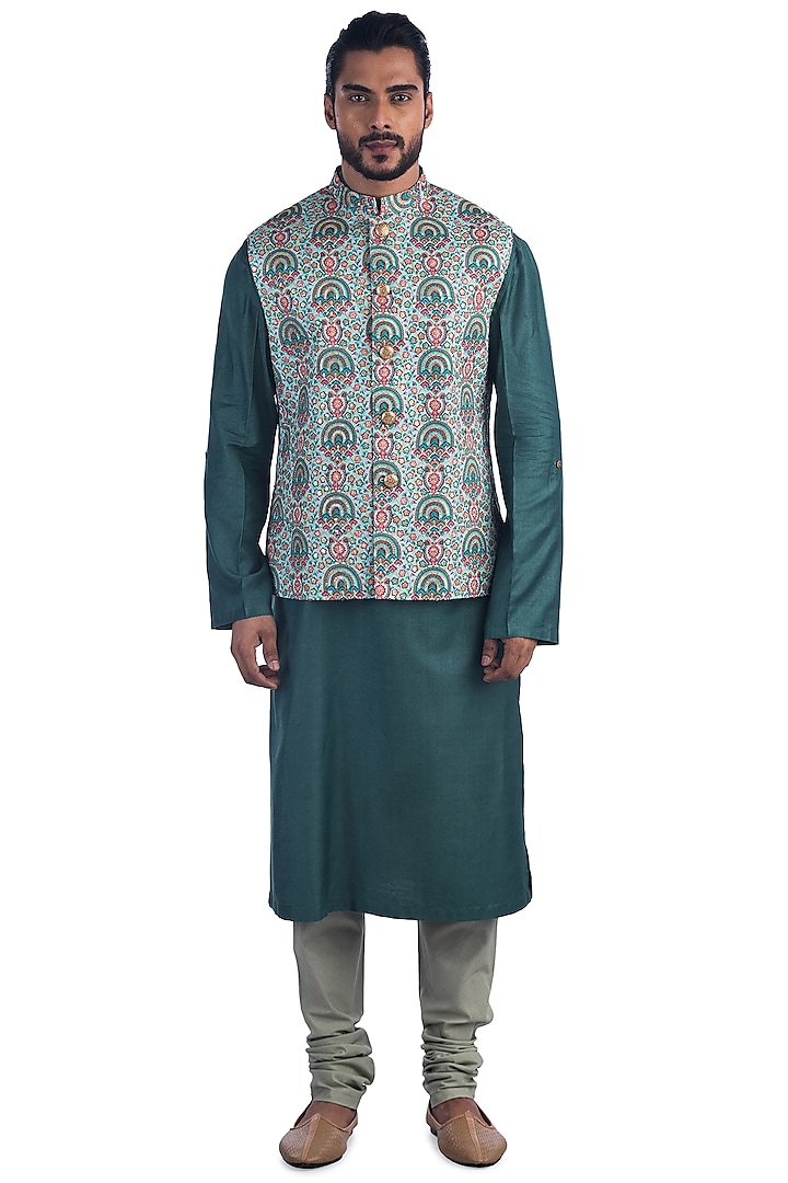 Turquoise Embroidered Kurta Set With Bundi Jacket by Poonam Kasera