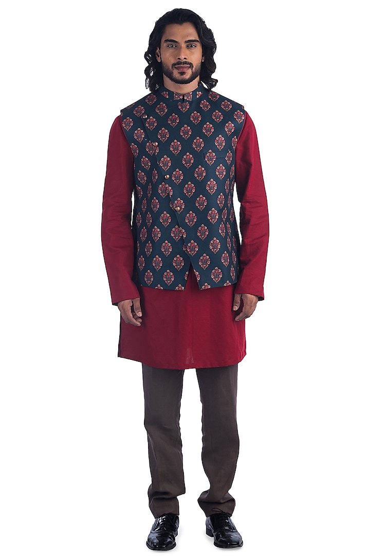 Navy Blue Printed Bundi Jacket With Kurta Set by Poonam Kasera at Pernia's Pop Up Shop