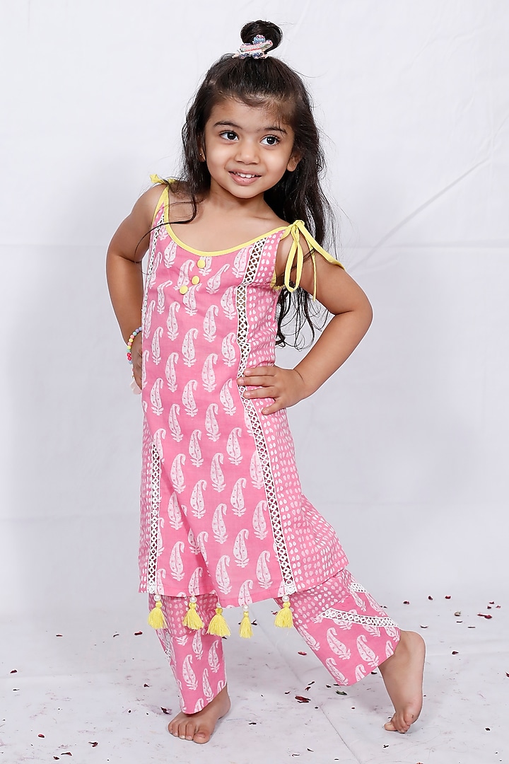 Pink Cotton Printed A-Line Kurta Set For Girls by Pankhuri by Priyanka - Kids at Pernia's Pop Up Shop