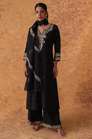 Black Chanderi Zardosi Embroidered Kurta Set by Pouli