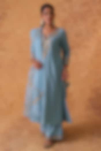 Blue Chanderi Zardosi Embroidered Kurta Set by Pouli at Pernia's Pop Up Shop