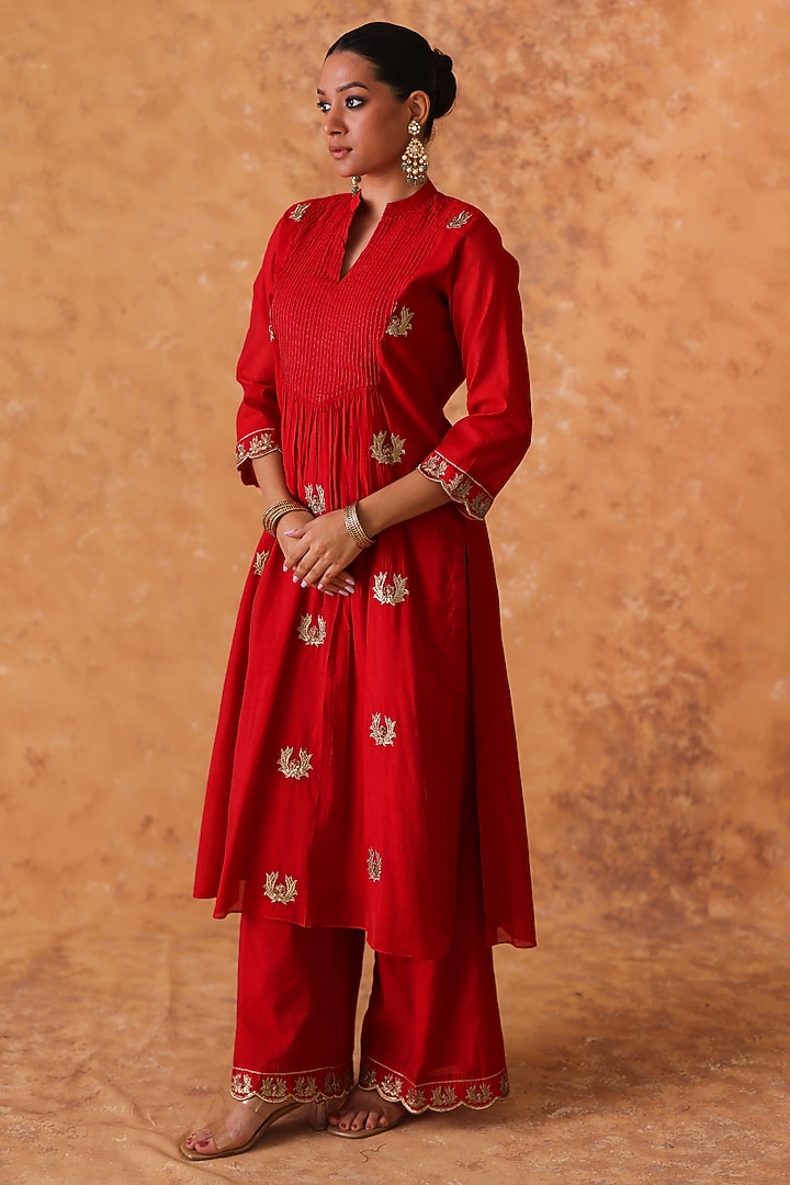 Red Chanderi Zari & Sequin Embroidered Kurta Set by Pouli at Pernia's Pop Up Shop
