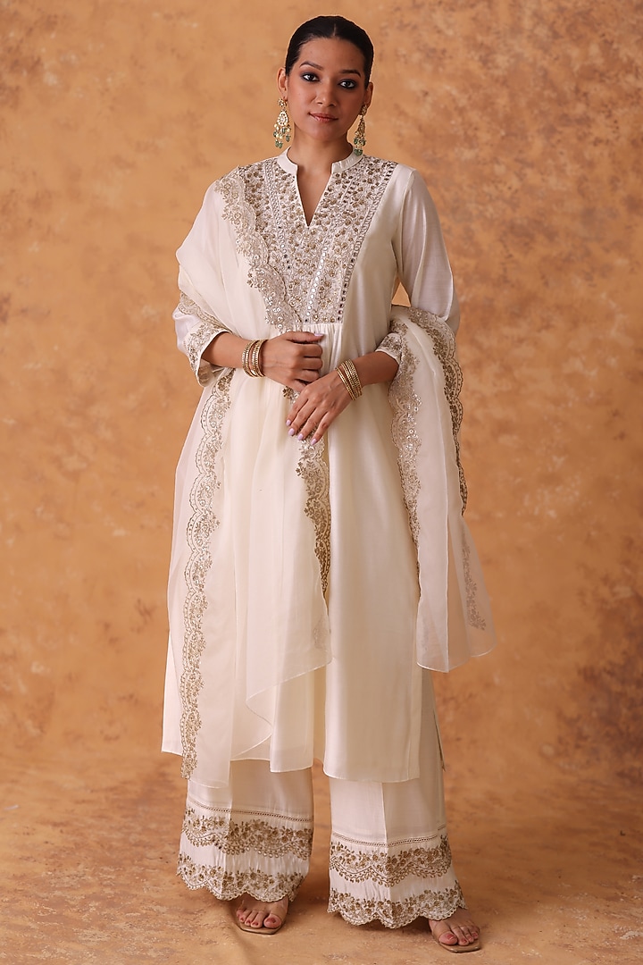 Ivory Chanderi Zari & Sequin Embroidered Kurta Set by Pouli at Pernia's Pop Up Shop