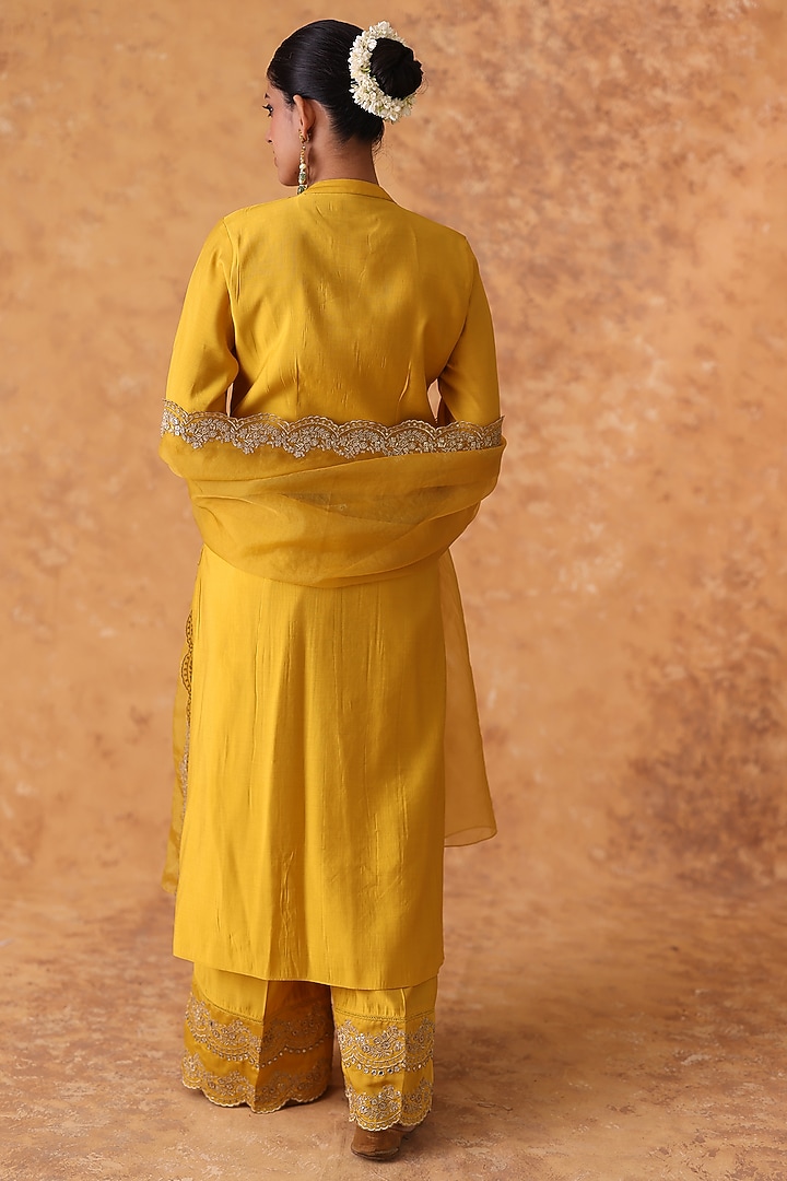 Yellow Chanderi Zari & Sequin Embroidered Kurta Set by Pouli at Pernia's Pop Up Shop